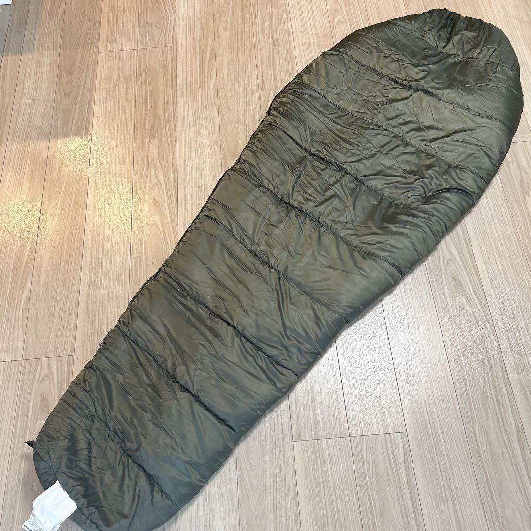 美品　コールマン　エクストリームウェザーマミースリーピングバッグ　寝袋　シュラフ