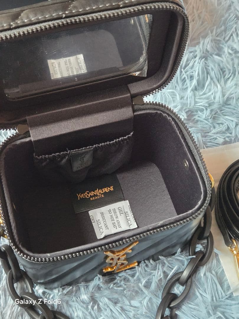 イヴ・サンローラン（YSL）Beaute ノベルティ 2WAY バニティバッグ