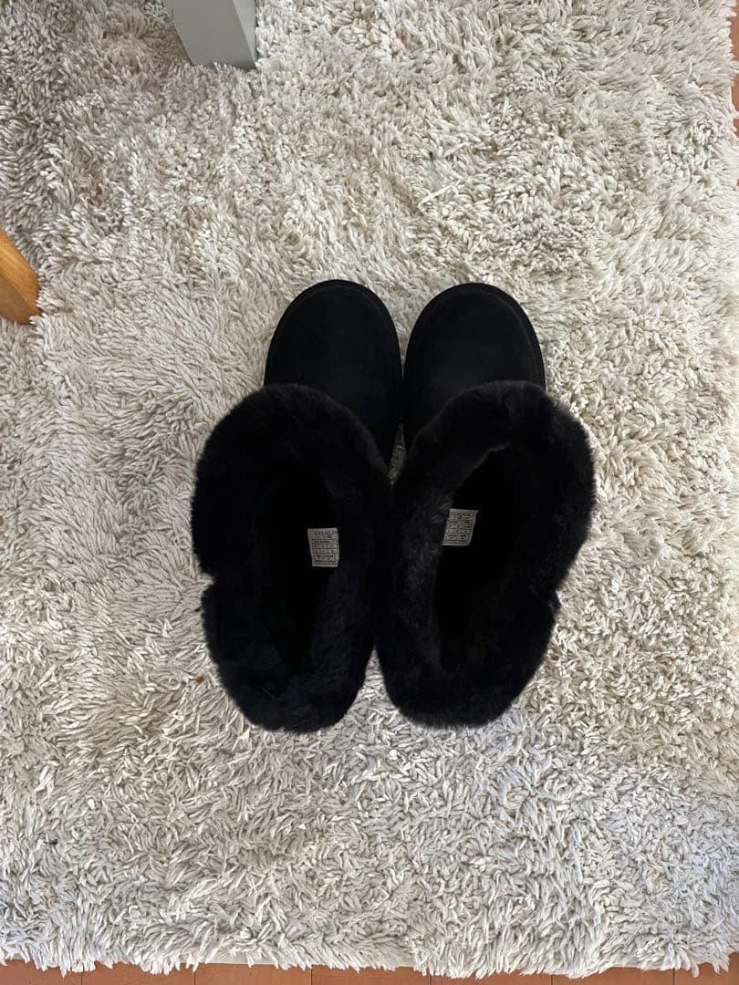 靴 Koolaburra by UGG Dezi