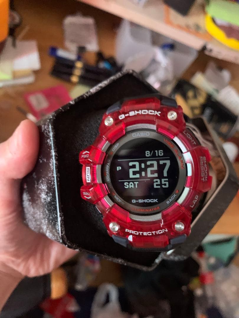 G-SHOCK GBD-100SM-4A1DR レッド