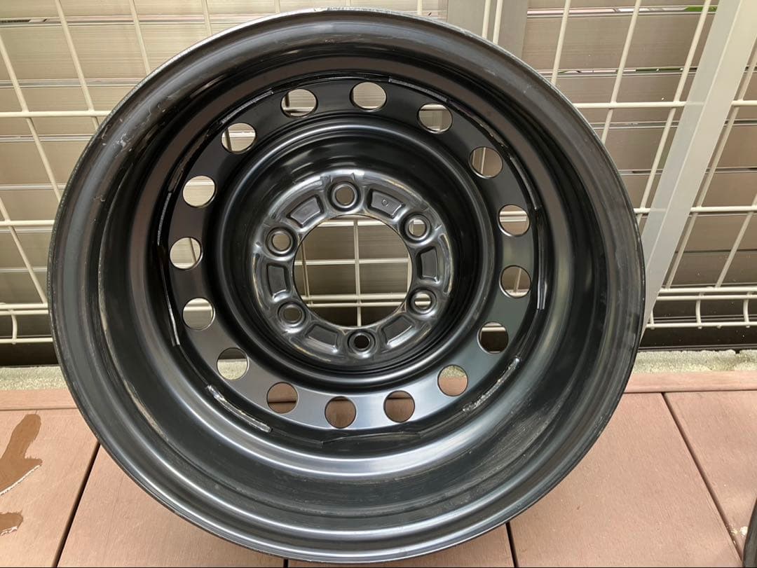 ハイエース　鉄チンホイール