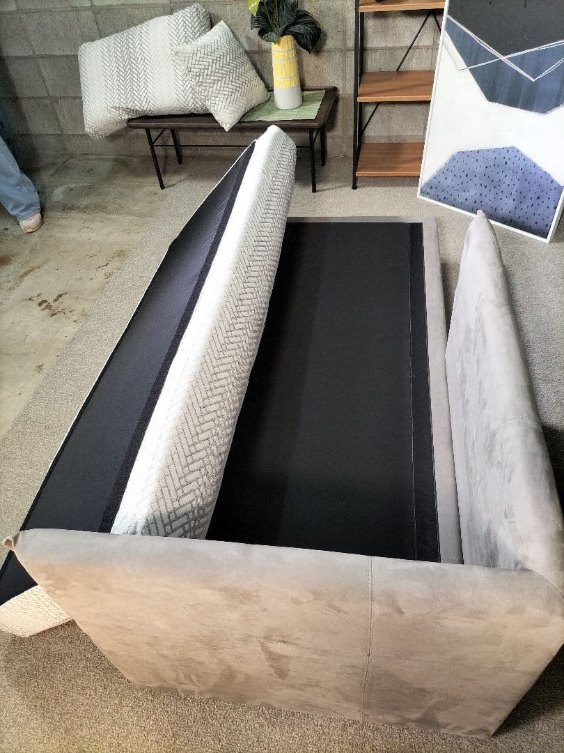 ト*ラ様 肩肘ソファ クッション付き カウチ 幅165cm モデルルーム展示品