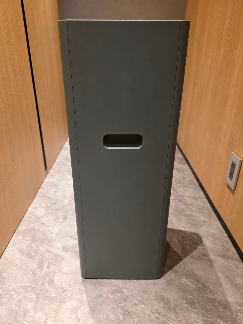 バルミューダ　BALMUDA The Pure A01A グレー　空気清浄機