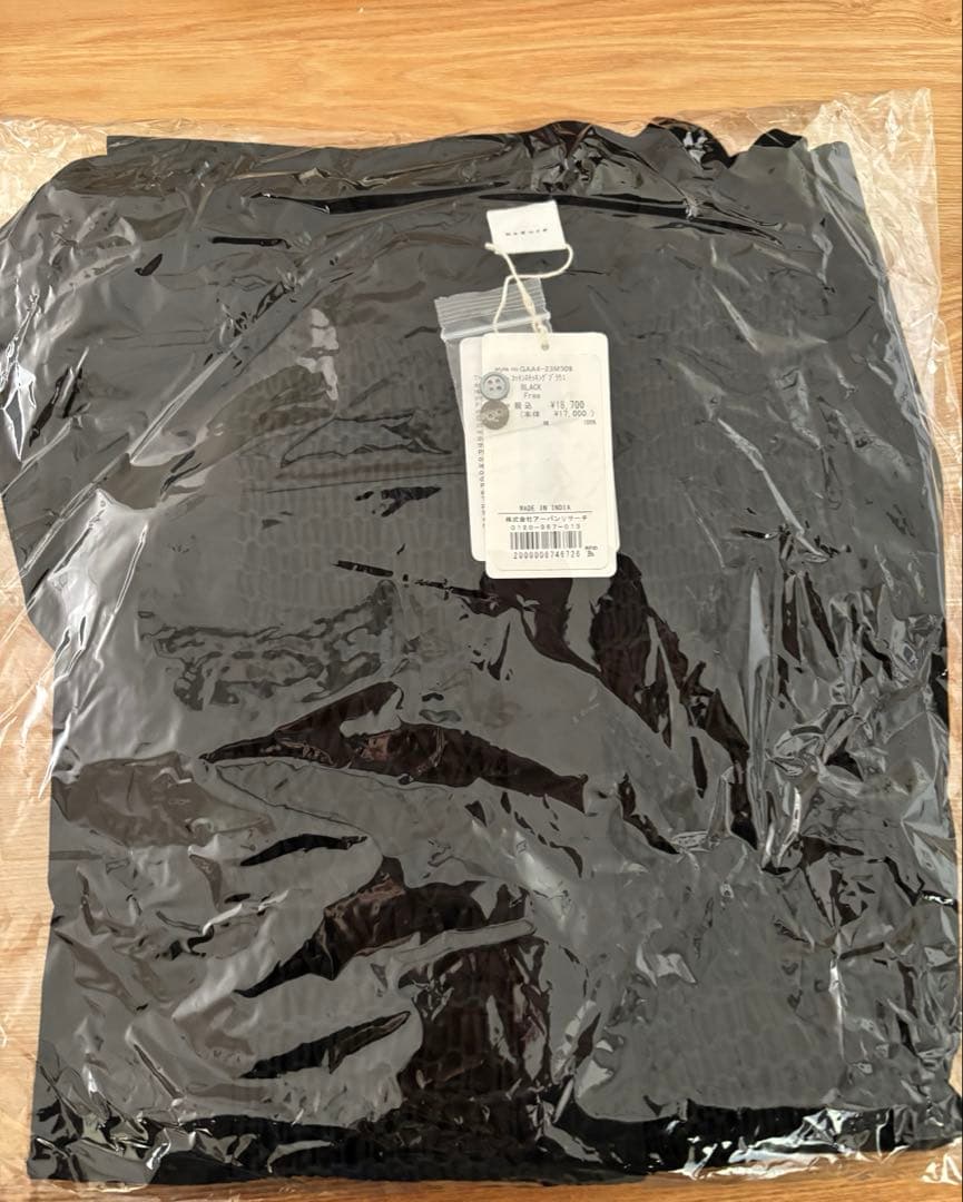 新品タグ付　かぐれ　コットンスモッキングブラウス　黒　完売