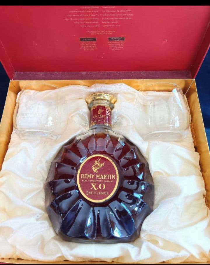 レミーマルタン　XO　エクセレンス　コニャック　グラス2点付き　古酒　ブランデー