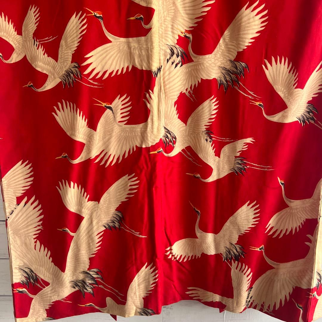 5944◆アンティーク長襦袢赤に鶴たちの乱舞時代物正絹艶やか大正浪漫レトロ