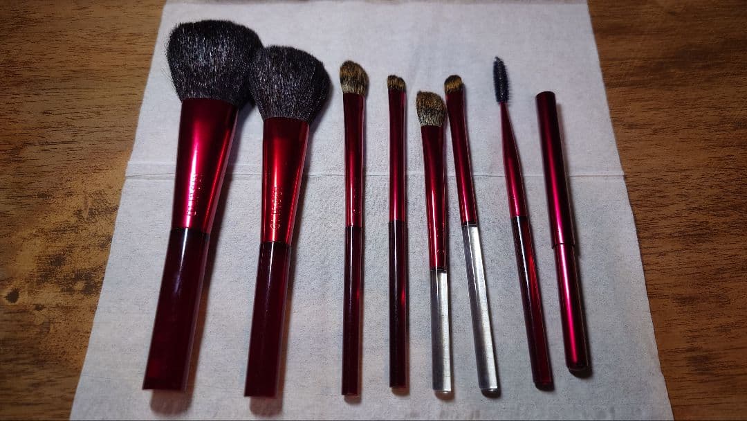 INOUI ID　メイクブラシ　インウイアイディー　ノベルティ　インウイID