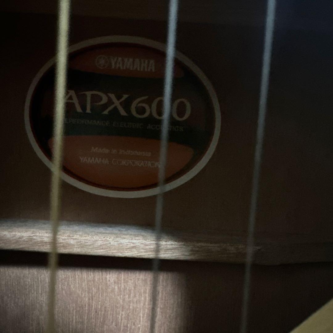 値下げ！Yamaha APX600 エレアコギター