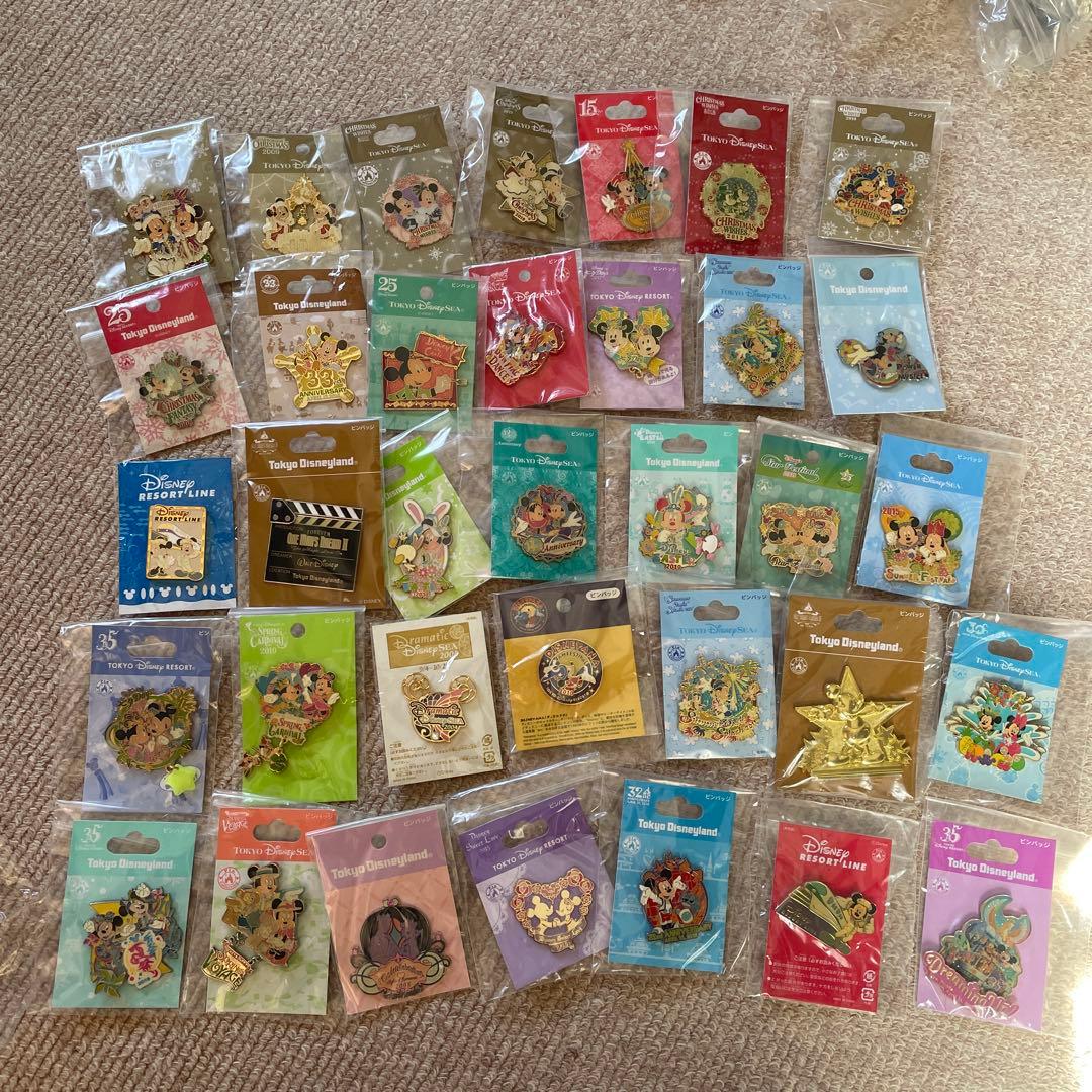ディズニーピンバッジ 305個 まとめ売り