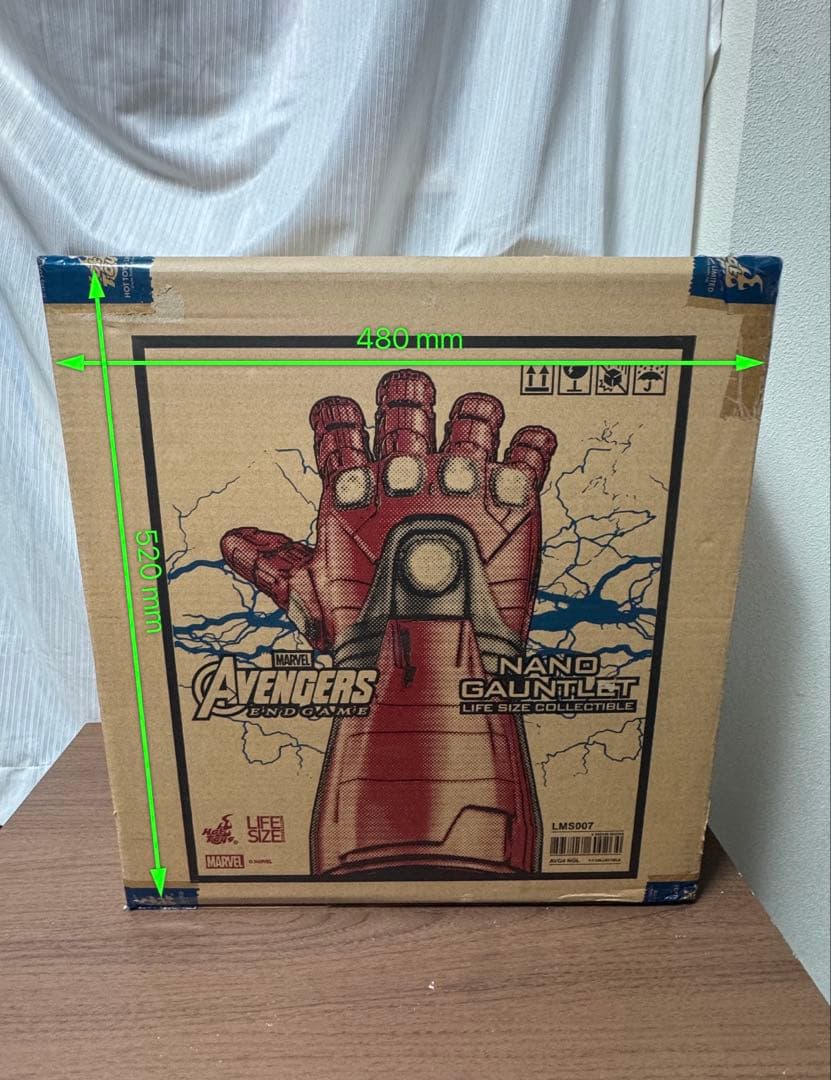 チ*ラ様 ホットトイズ１／１スケールレプリカ　ナノ・ガントレット