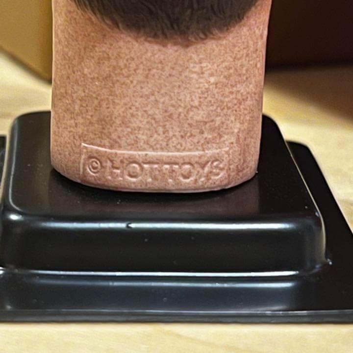 新品Hot Toysヴァリアントヘッド★トニースターク アイアンマンMK85★