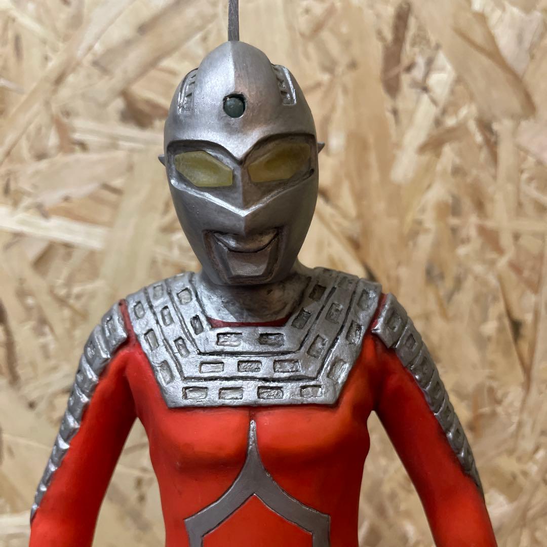 ウルトラセブン　ガレージトイ　スタチュー