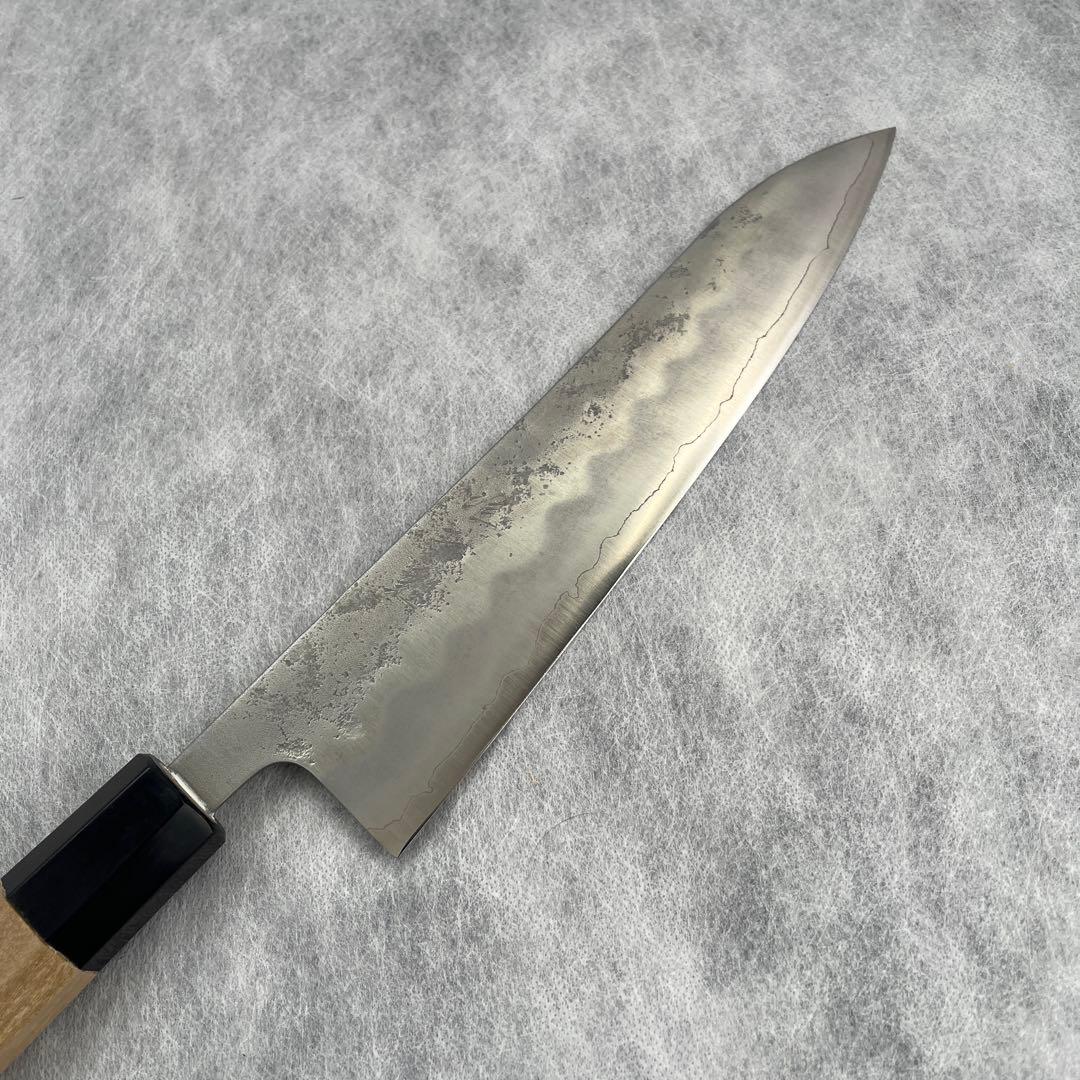 唯千里オリジナル 《銀三梨地》和牛刀 210 mm【水牛八角柄】