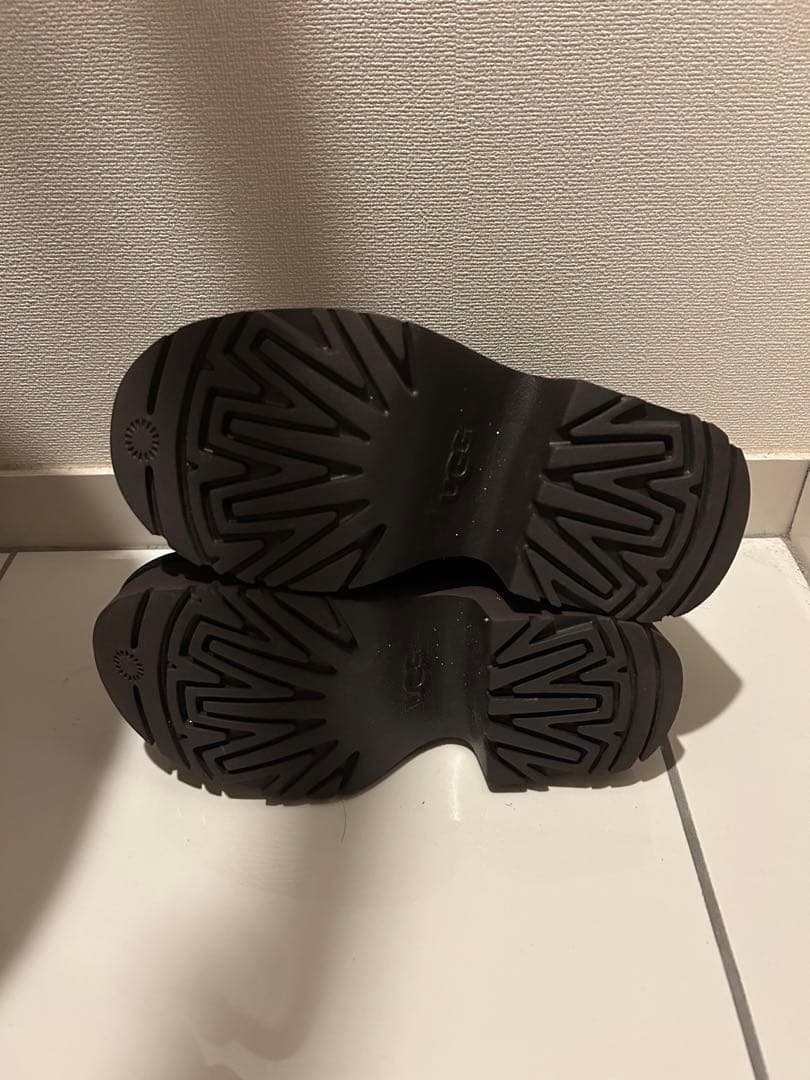 ugg ムートン　ブーツ　23センチ