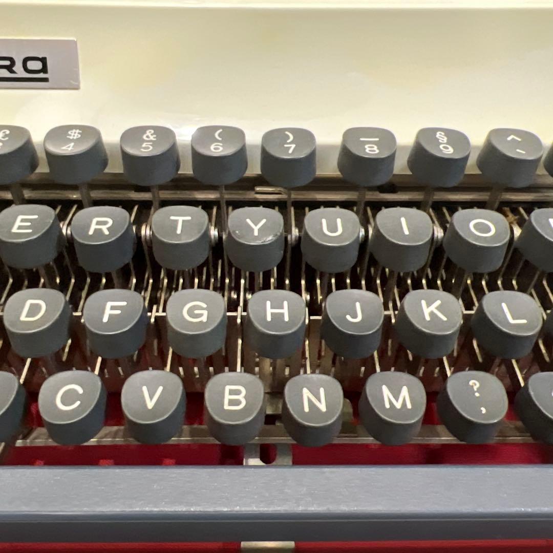 ス*ニ様 Seidel＆Naumann Erica Daro mob41 タイプ