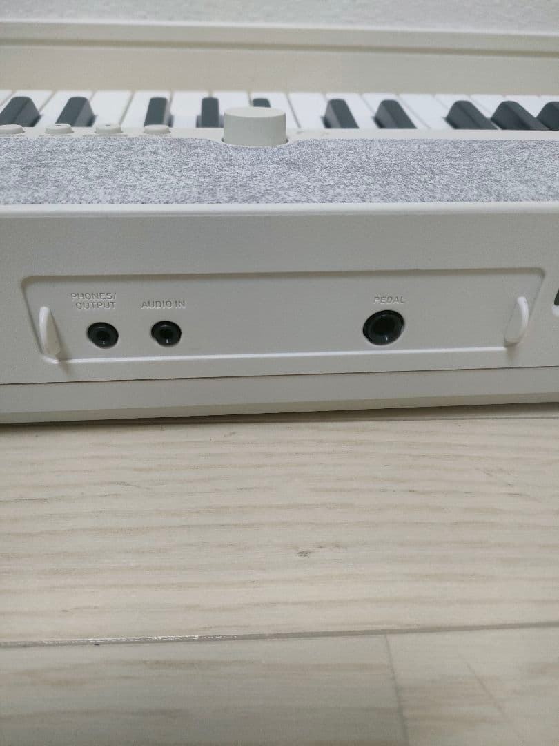 カシオ　電子キーボード　CT-S1 2025年製　　61鍵盤