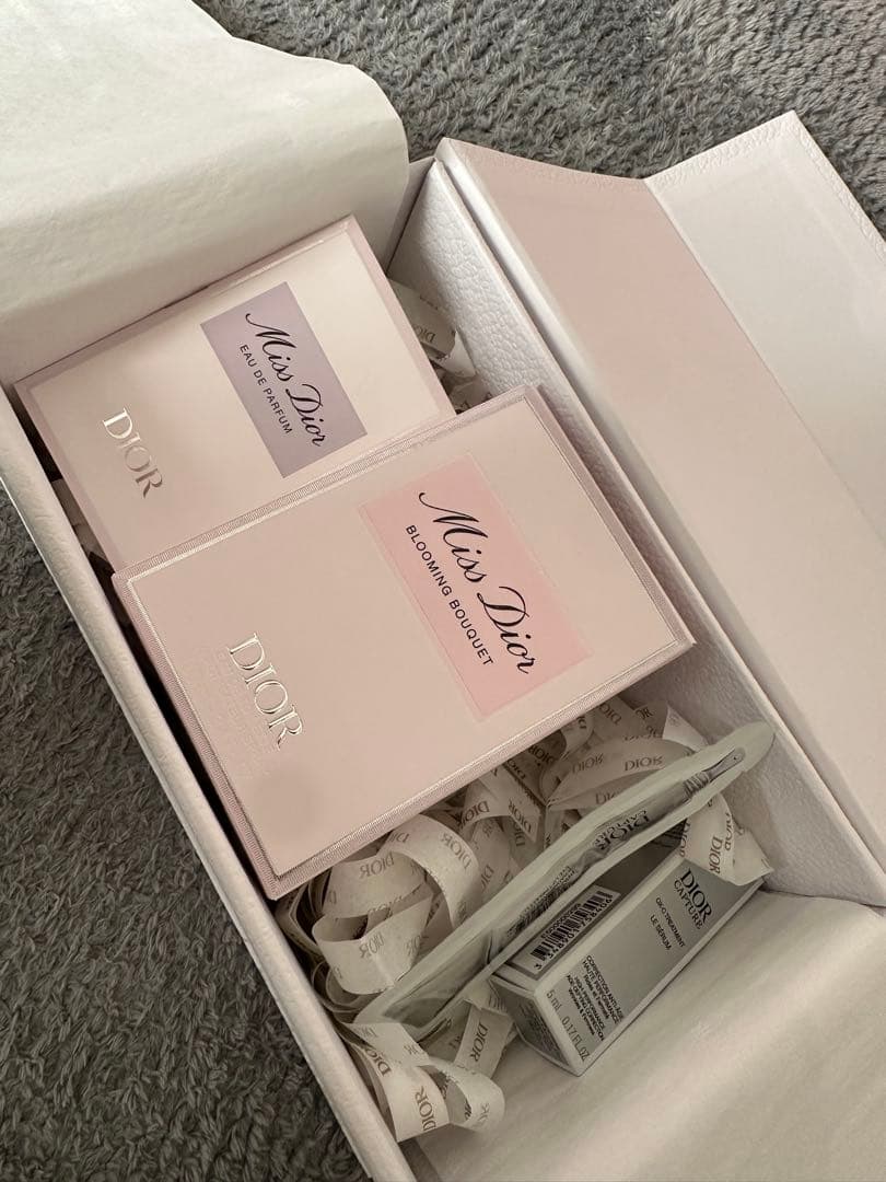 ミス ディオール ブルーミング ブーケ 100ml