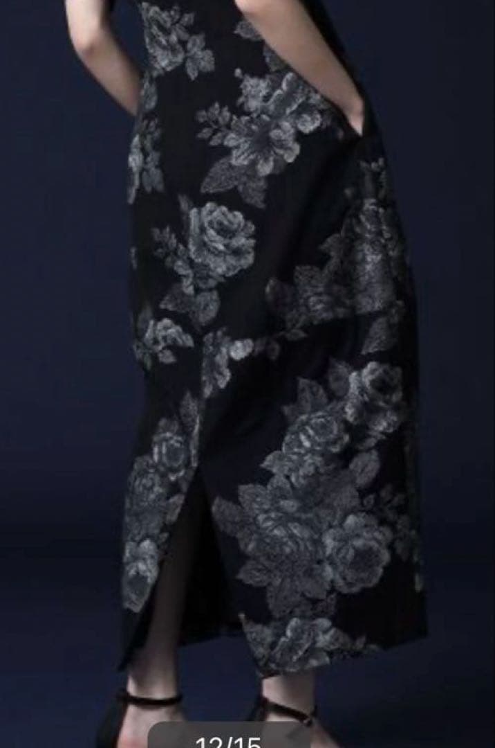 resil×足利 ゴブラン織りワンピース　黒　花柄　新品未使用　ヤマダヤ