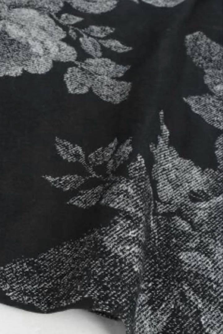 resil×足利 ゴブラン織りワンピース　黒　花柄　新品未使用　ヤマダヤ