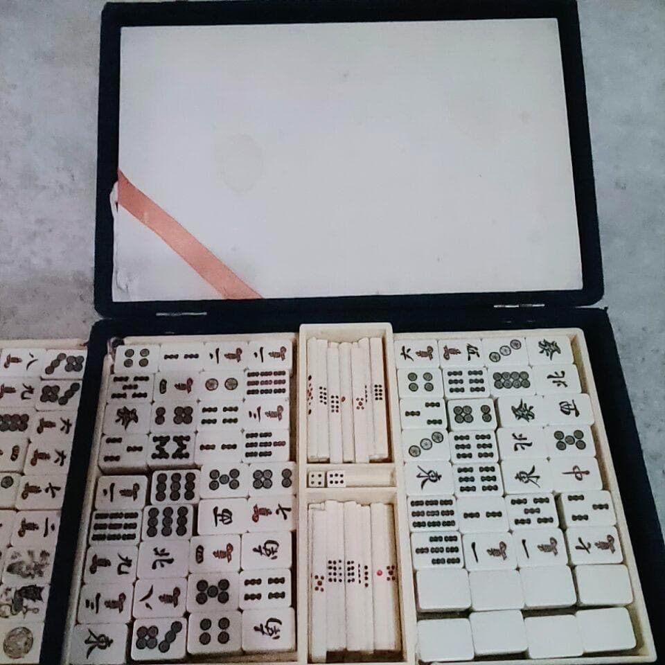 ★虎牌★春夏秋冬★背黒（希少カラー・激レア）麻雀牌　高級麻雀