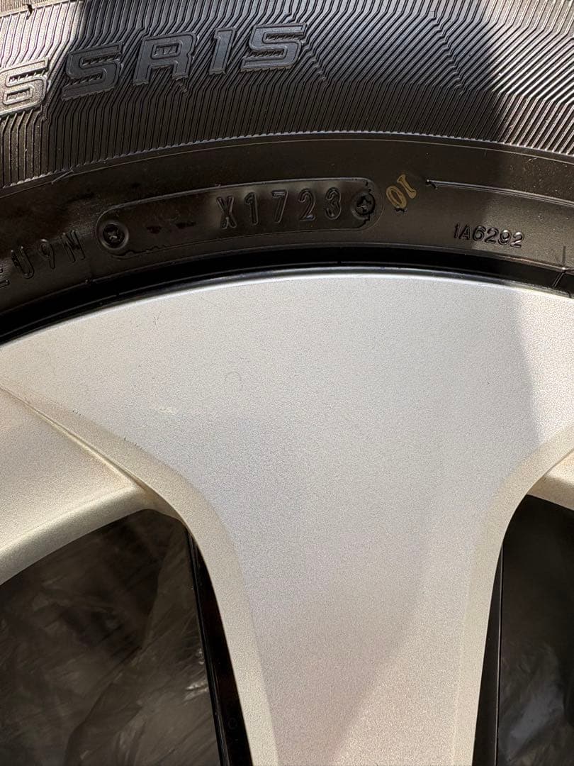 グッドイアータイヤバリ山ホイールセット 15インチ　プリウス30 後期