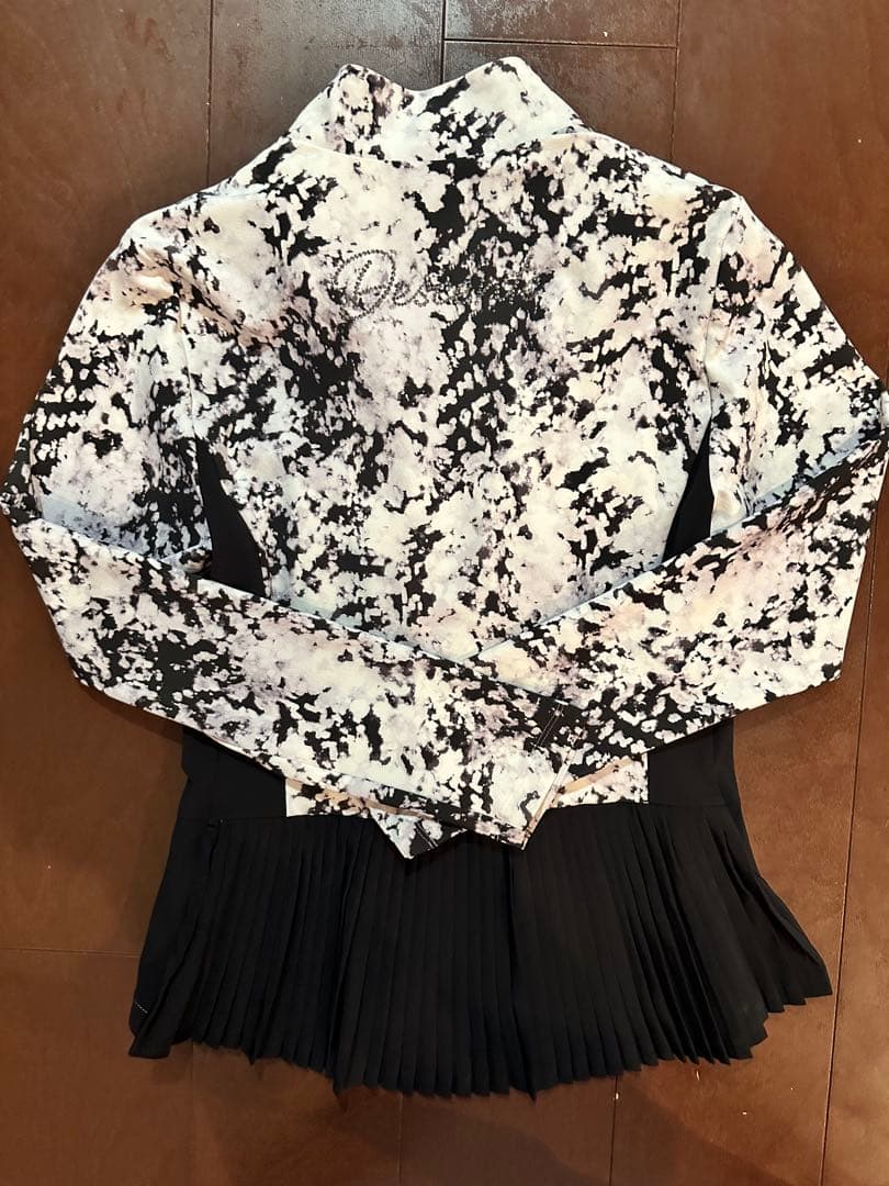 Descente Luxe Collection スワロ装飾 薄ジャケット