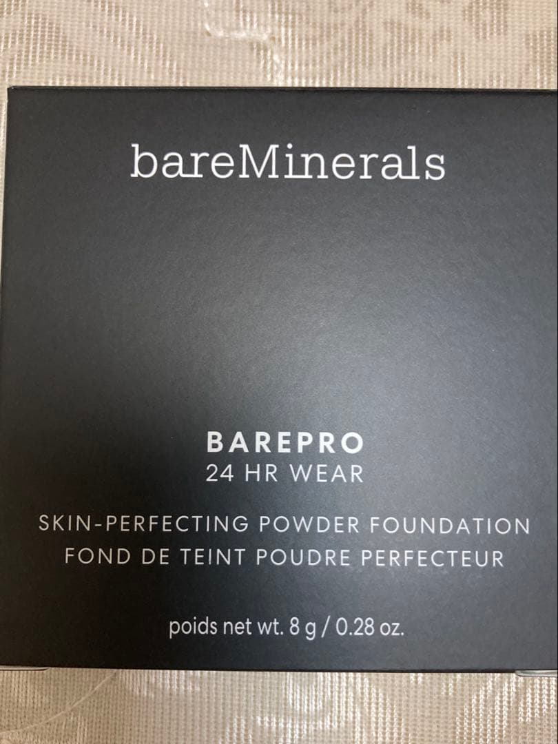 bareMinerals ベアプロ 24HR パウダーファンデーションフェア15