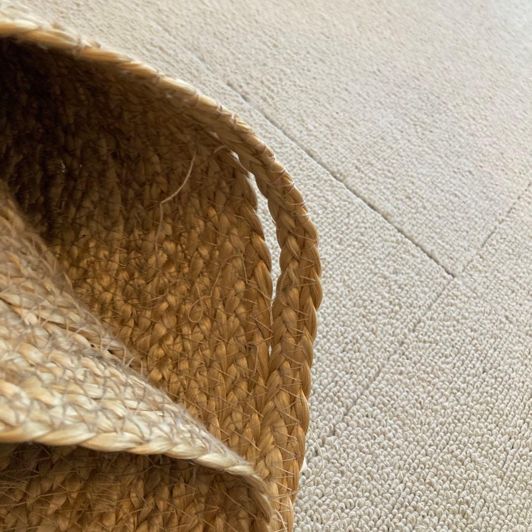 zara ナチュラルジュート円形ラグ 直径約208㎝　ホツレあり。