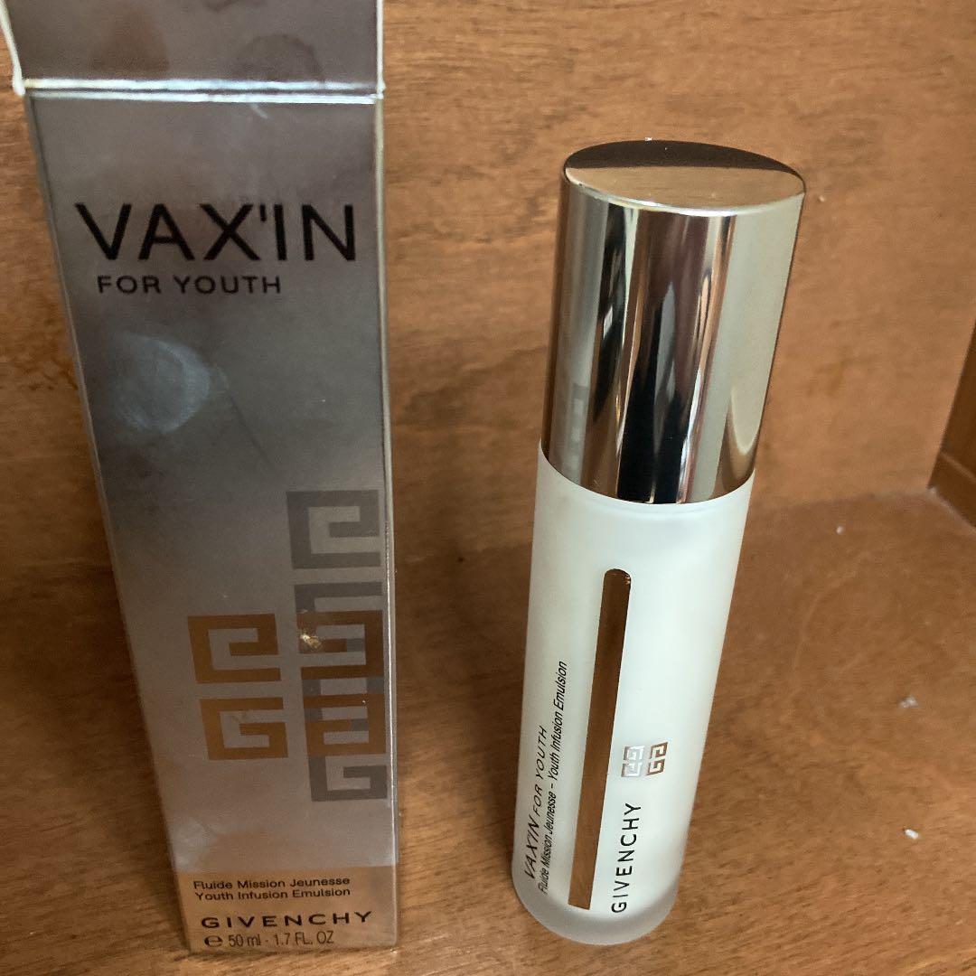 新品未使用　乳液　ジバンシィ VAXユース　フルイド50ml