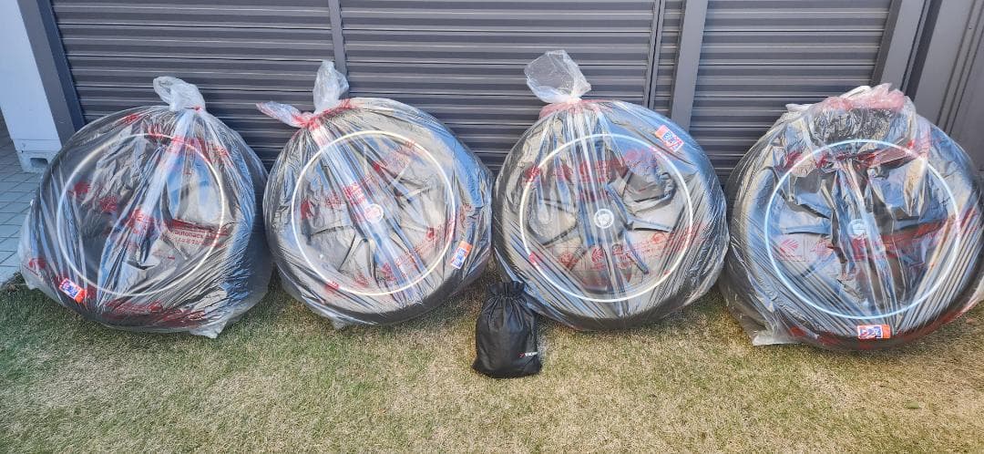 アルファード30系 スタッドレス4本 18インチ7.5J