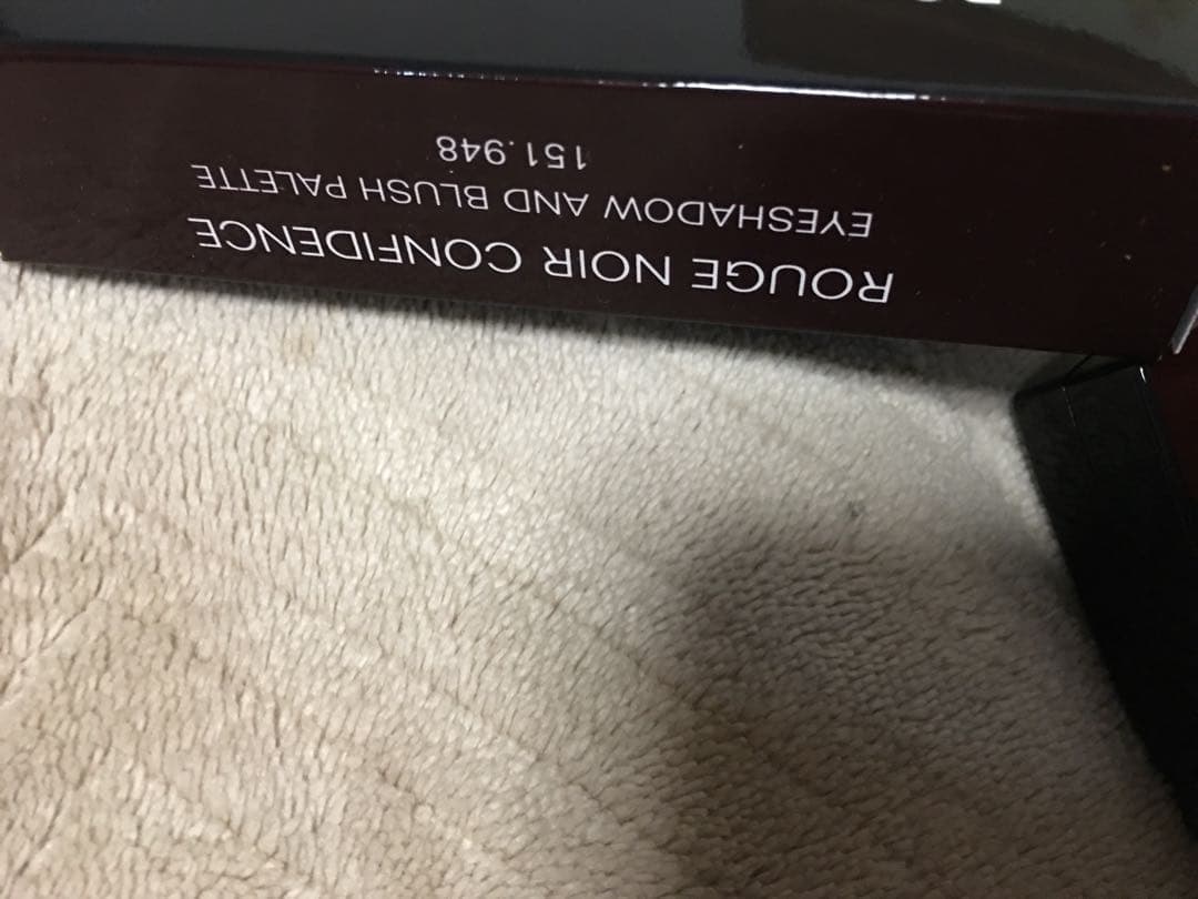 CHANEL 限定　コンフィダンス