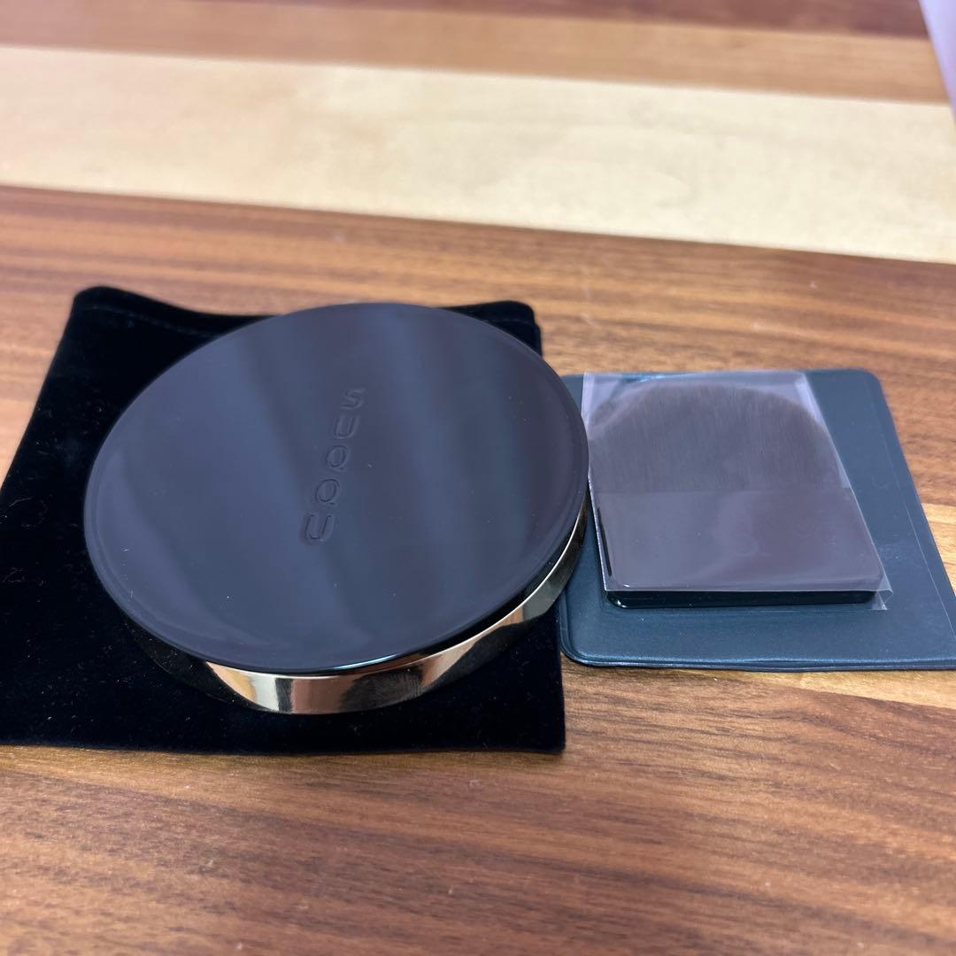 SUQQUグロウセッティングパウダー