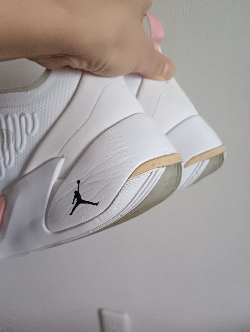 Jordan 36 ホワイト/ピンク バスケットシューズ