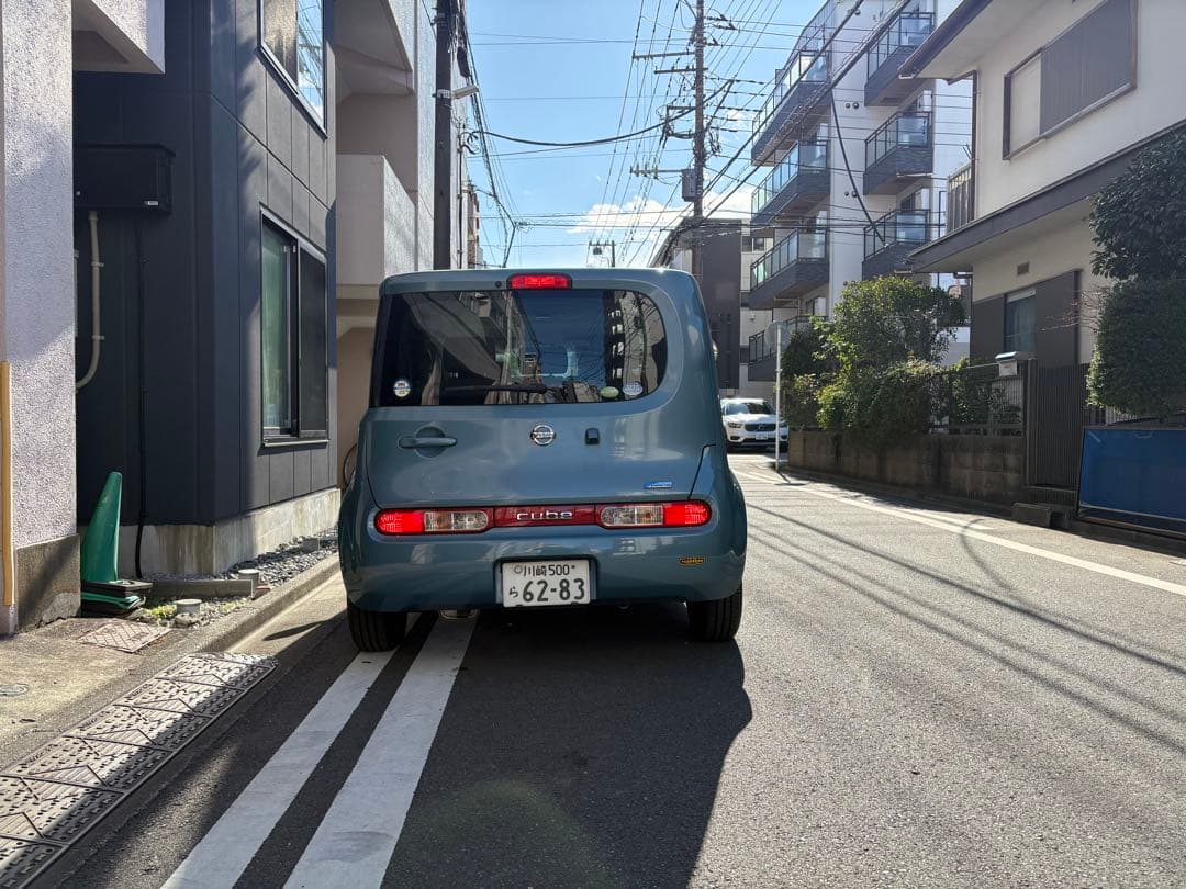 日産　キューブ　cube 走行距離　極少9000キロ　川崎
