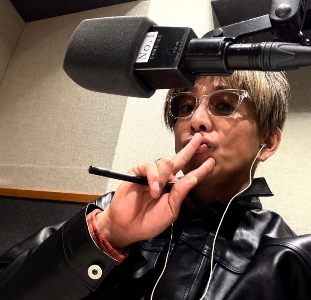 米*X様 OWNDAYS サングラス　木村拓哉　プライベート着用　調光　キムタク