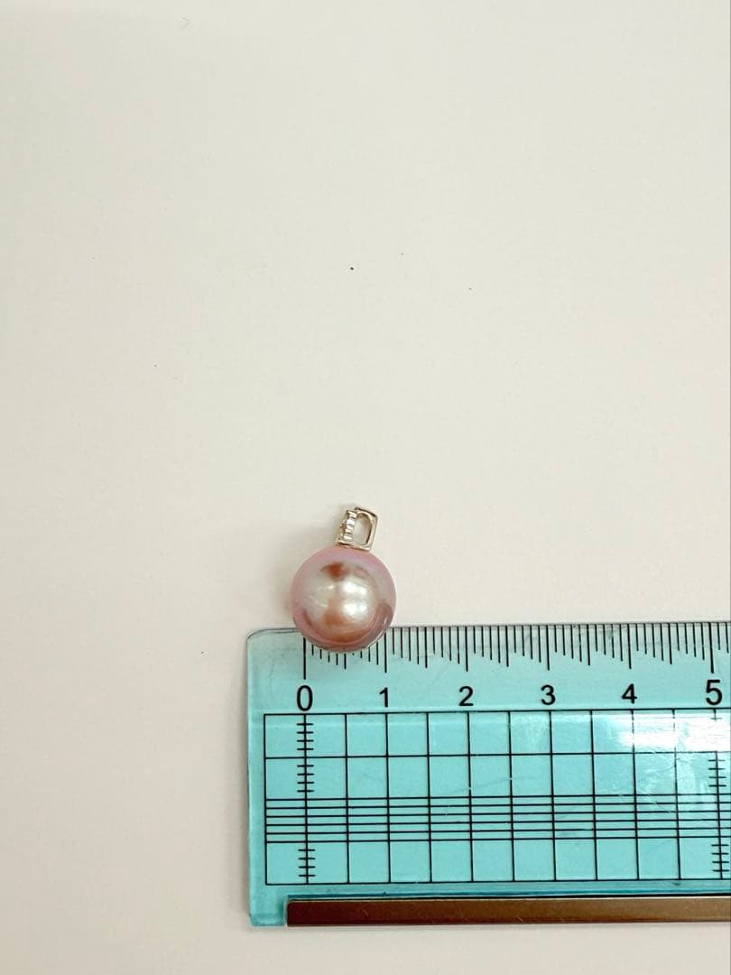 有核淡水真珠ナチュラルラベンダー Pt950ペンダントトップ