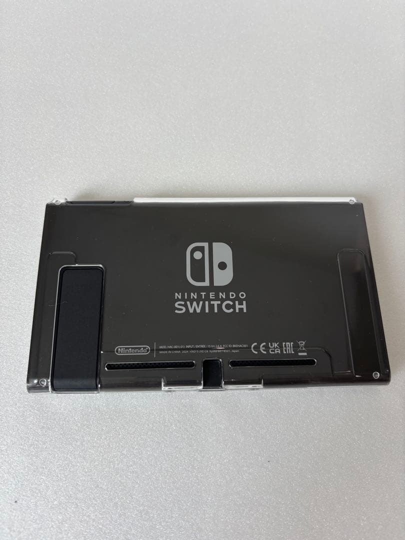 ほぼ新品 Nintendo Switch 本体 2024年製