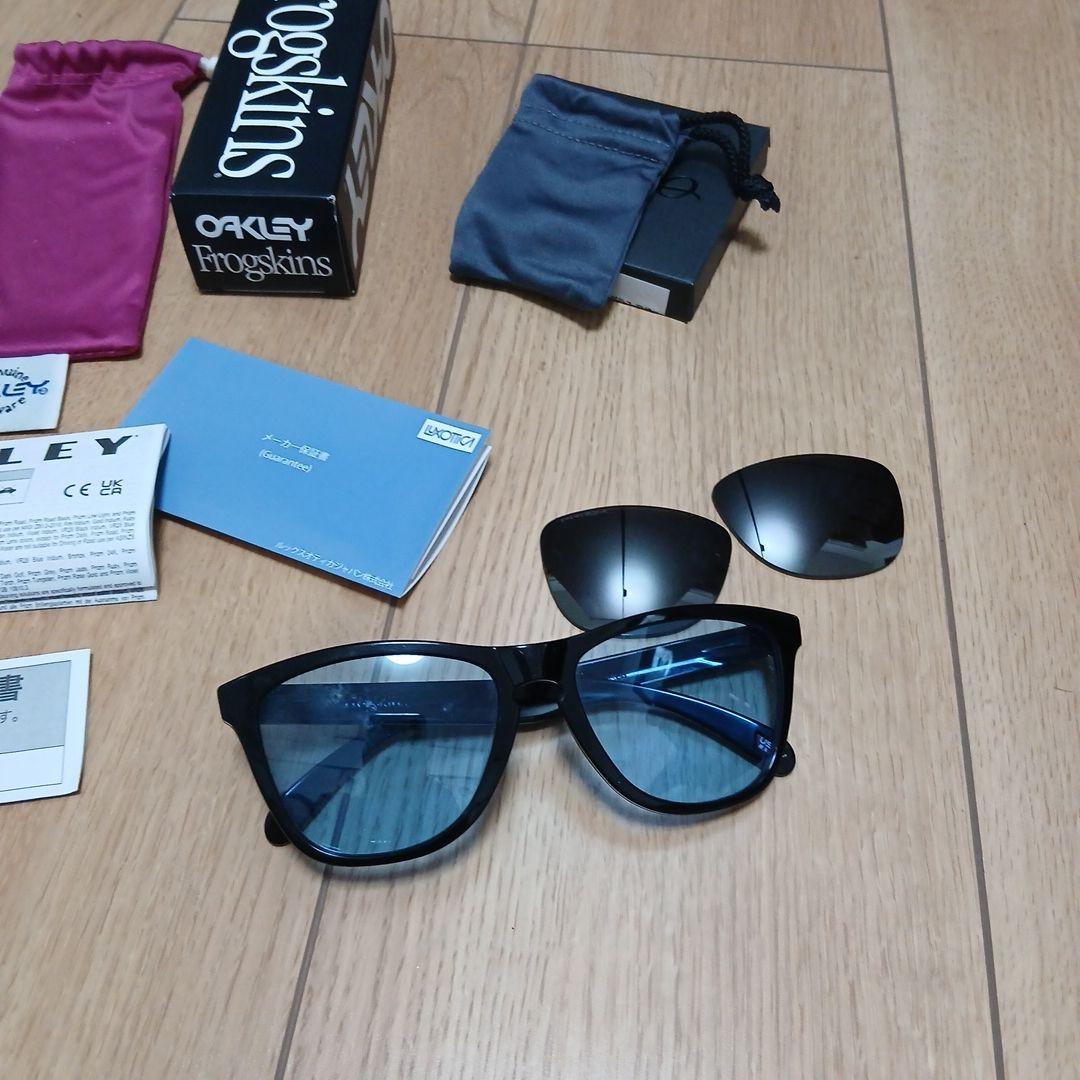 c*6様 Oakley Frogskins サングラス ブラック　替えレンズ付き
