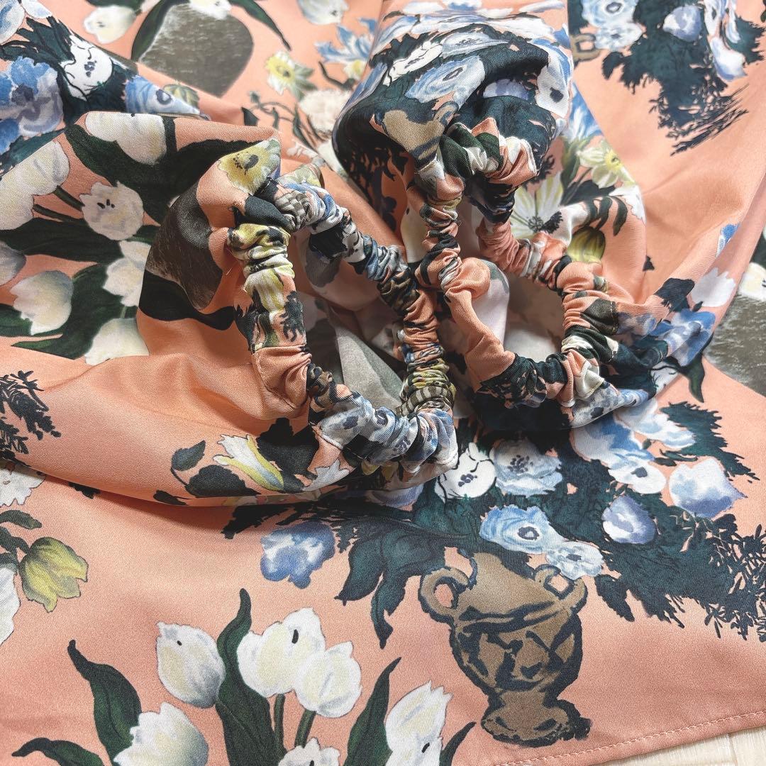 極美品 セブンテン ケイタマルヤマ 夜の花プリント ブラウス サーモンピンク