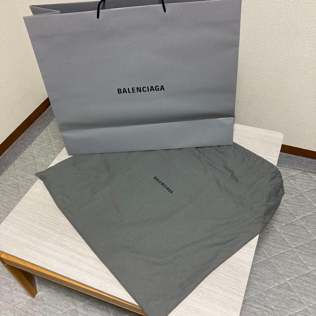 【新品未使用品】 BALENCIAGA （バレンシアガ）レザー ショルダーバッグ