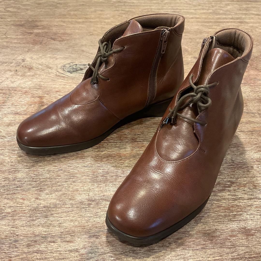 美品！アシックス ペダラ サイドジップ ブーツ 23.5cm 茶 ブラウン