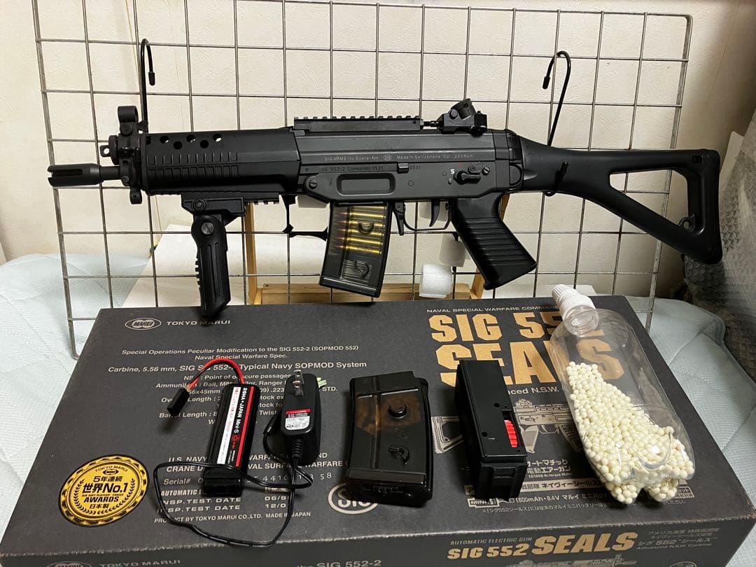 マ*ュ様 SIG SG552 SEALS 電動ガン　すぐ撃てるセット