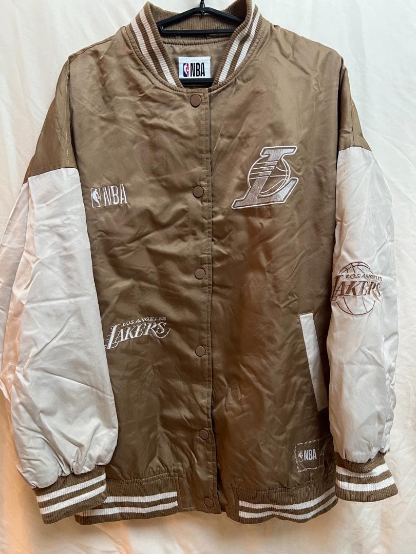 【美品/希少】LAKERS ボンバージャケット ゴールド/白 メンズ XS