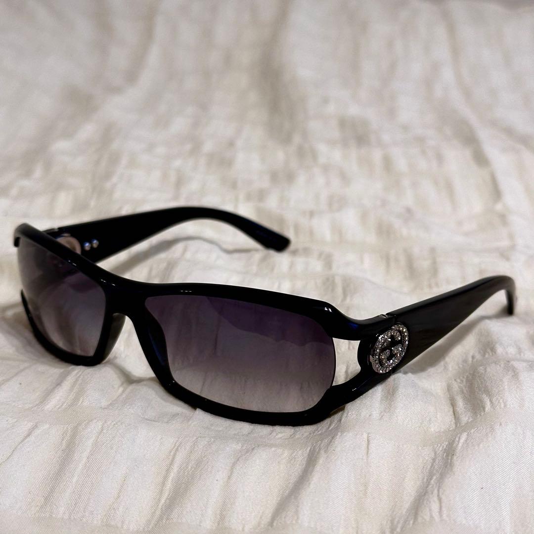 GUCCI ブラック サングラス ケース付き