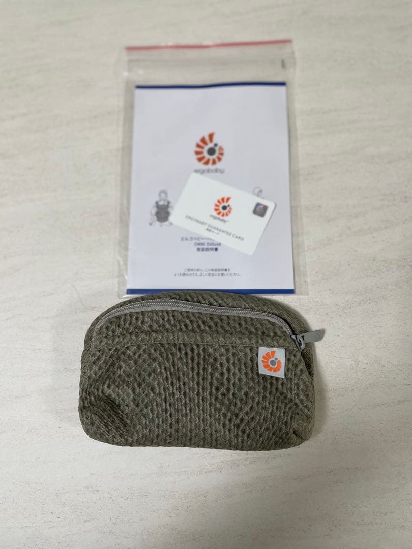 ergobaby OMNI Deluxe Mesh ソフトオリーブ