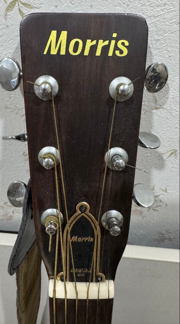 MORRIS W-18 ギター ベルトあり　1973年製 写真あり