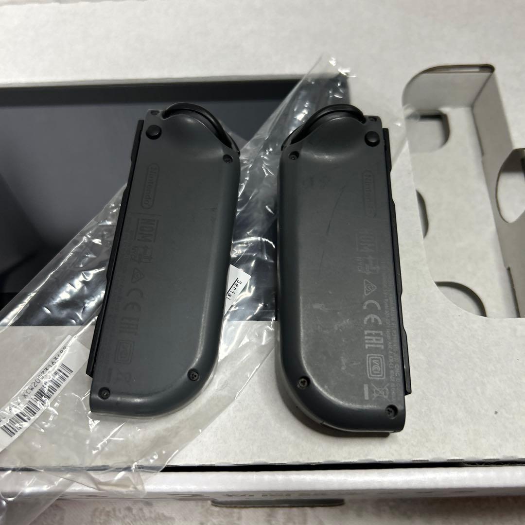 バッテリー強化版　付属品完備　Switch