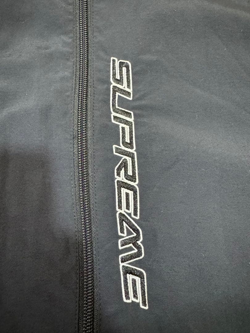 SUPREME ブラック ナイロンジャケット