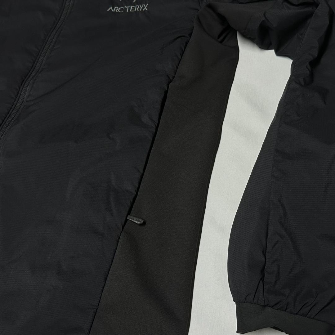 ARC'TERYX ATOM HOODY L 黒 X000007487