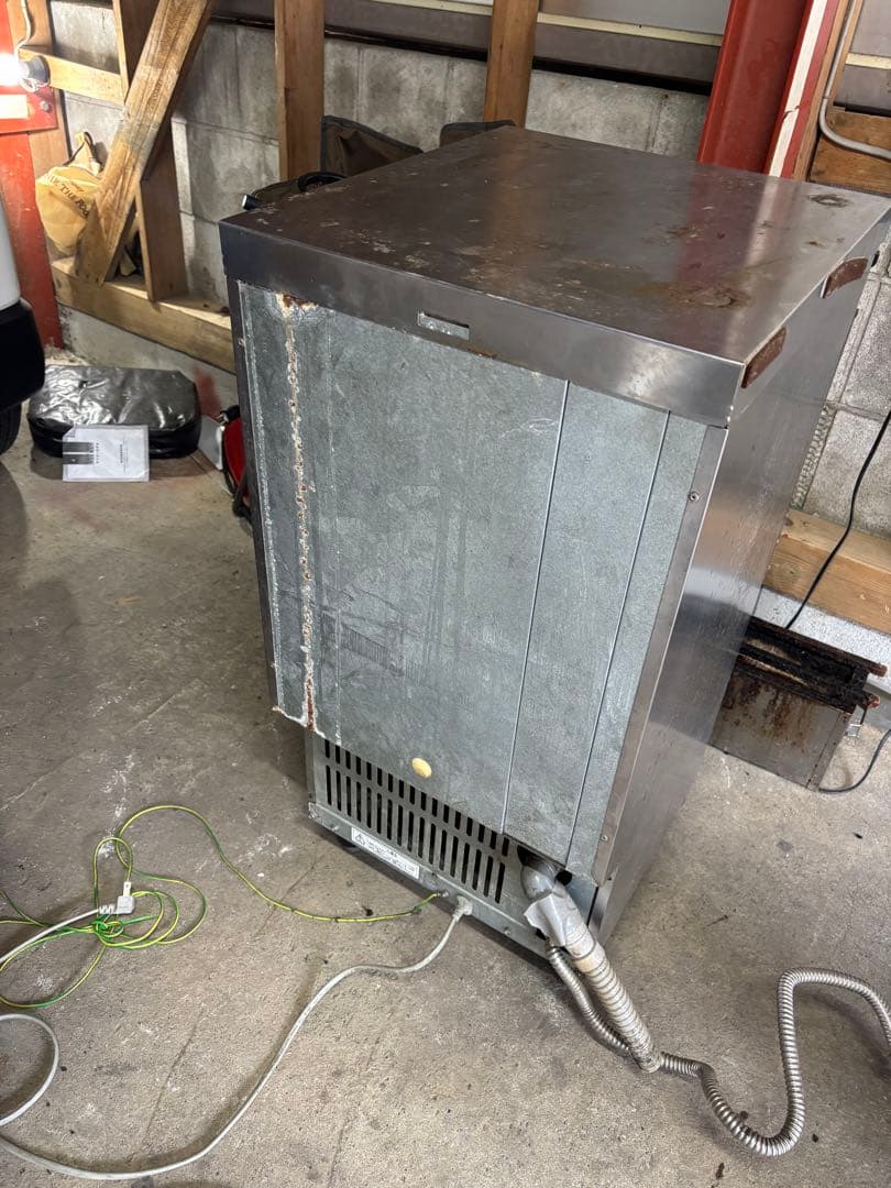 ホンジキ製業務用製氷機 M038